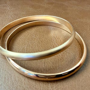Gold Filled Bangle, 5mm (4 Gauge), Heavy Half Round Wire with Selectable Finish