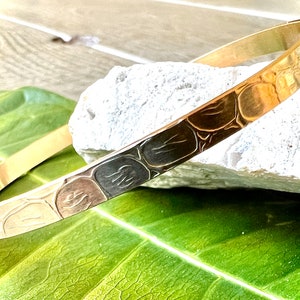 Yellow Gold Bangle - Crocodile Pattern