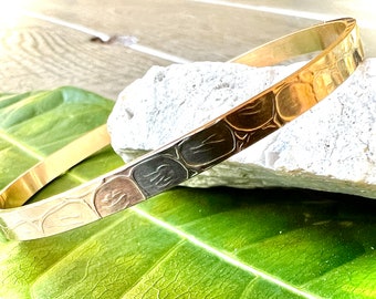 Yellow Gold Bangle - Crocodile Pattern, Custom Engraving Available