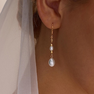 Natural Freshwater Pearl Drop Earrings, Minimalist Bridal Earrings, 14K Gold Pearl Earrings, Wedding Jewelry, Bridesmaid Gift, Gift for Mom
