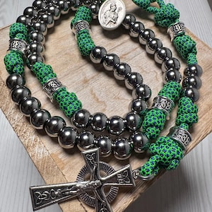 Heavy Celtic Paracord Rosary - Stainless Steel Beads, St Patrick Shamrock