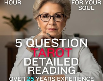 Op de afbeelding: Afbeelding van een vrouw met een bril, met tekstoverlay. De tekst bevat "5 QUESTION TAROT DETAILED READING" en "OVER 25 YEARS EXPERIENCE". Extra tekst luidt "LIFE LOVE DESTINY" en "WRITTEN FOR YOUR SOUL".