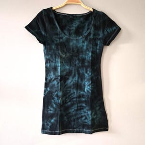 Green Tie Dye Mini Dress: Stretchy Boho Tunic Top, Festival Wear Green Tie Dye Mini Dress: Stretchy Boho Tunic Top, Festival Wear