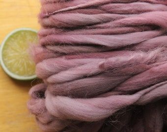 Curly Wool Yarn, Thick and Thin Yarn, Handspun Yarn, Lilac Yarn, Hand Dyed Yarn, Super Bulky Yarn, Pastel Yarn, Knitting Wool, Weaving Yarn