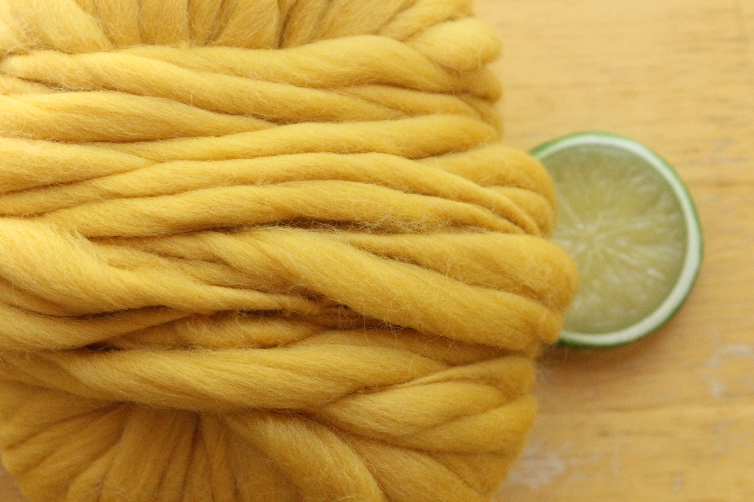 Fluffy Yarn Phildar BEAUGENCY Chunky Yarn Bulky Yarn Wool 