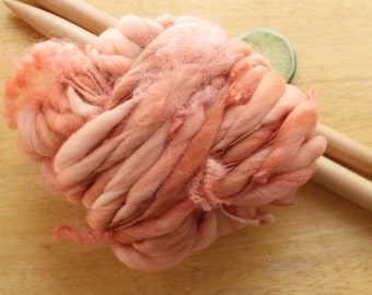 Curly Yarn, Blush Yarn, Thick and Thin Yarn, Handspun Art Yarn, Pink Yarn, Bulky Hand Dyed Yarn, Knitting Wool, Pastel Yarn Soft, Peach Yarn