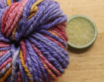 Handspun Bulky Yarn, Purple Yarn, Self Striping Yarn, Pink Wool Yarn, Merino Wool Yarn Chunky, Hand Dyed Bulky Yarn Soft - Sunset Palette