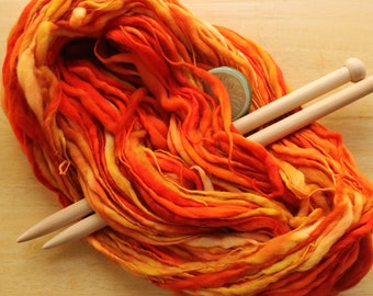 Orange Wool Yarn, Thick and Thin Yarn, Handspun Bulky Yarn, Red Yarn, Chunky Yarn for Crochet, Knitting Wool, Superwash Merino Wool Yarn