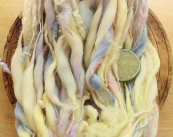 Curly Yarn, Thick and Thin Yarn, Yellow Yarn, Baby Yarn, Handspun Art Yarn, Chunky Yarn, Bulky Hand Dyed Yarn, Knitting Wool, Pastel Yarn