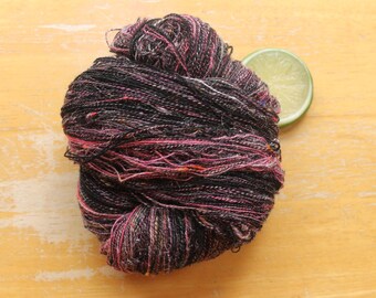 Filato per calzini in lana merino, filato rosa shocking, filato bianco e nero, filato di lana filato a mano con brillantini, filato di bambù in lana merino, filato di seta sari, filato unico