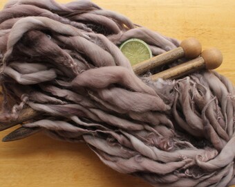 Curly Yarn, Lavender Yarn, Handspun Art Yarn, Thick and Thin Yarn, Super Bulky Yarn, Mauve Yarn, Chunky Yarn, Knitting Wool, Purple Yarn