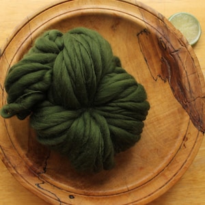 Dark Green Yarn, Handspun Thick and Thin Yarn, bulky merino chunky yarn, knitting wool, textured yarn, art yarn for weaving, moss yarn