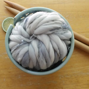Curly Yarn, Blue Gray Yarn, handspun thick and thin yarn, super bulky art yarn, knitter gifts, weaving wool, super soft yarn, pastel yarn
