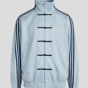 Handgjord Tang-inspirerad träningsjacka – Unisex grodknäppning, sidoränder, mandarinkrage