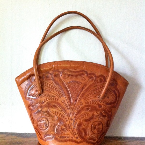 1940s Tooled Leather Bag Deco Flores Handtooled Purse Mexico