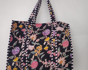Gewatteerde draagtas met bloemen, schouder met blokprint, handgemaakte boho-tassen, milieuvriendelijke boodschappentas