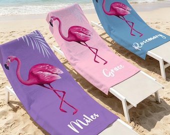 Gepersonaliseerde flamingo strandlaken, vrijgezellencadeau bruidsmeisje, reishanddoek meisje, roepingcadeau, handdoek aangepaste naam, reiscadeau vriend, cadeau voor haar