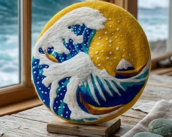 Hand Felted Wool Beret – Hokusai Wave Art Cap