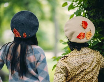 Fall Leaves Hand Felted Wool Beret - Autumn Oak Leaf Patterned Camel Hat