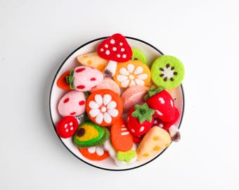 Fruit Food Hand-Felted Wool Brooch Pins, Colorful Stainless Steel Backing Novelty Badge