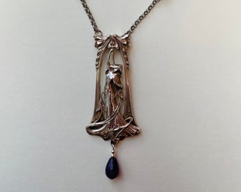 Art Nouveau  Necklace With Amethyst Beads