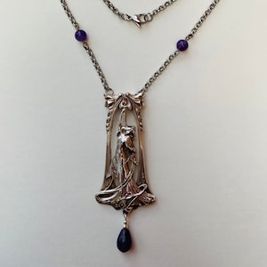 Art Nouveau  Necklace With Amethyst Beads