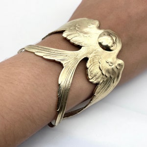 Swallow Bracelet In Polished Brass