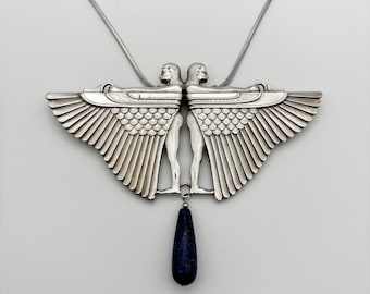 KHEPRI ラピスラズリ象嵌ペンダント、彫刻されたラピスラズリの