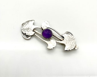 Art Nouveau Whiplash Brooch with Amethyst