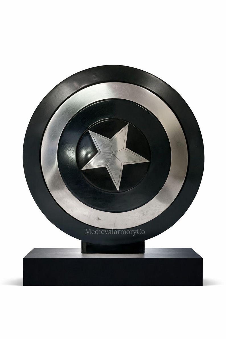 Escudo de Capitán América negro hecho a mano / Escudo sigiloso de aluminio / Accesorio de cosplay de Marvel / Decoración de pared / Escudo LARP de Comic Con imagen 2