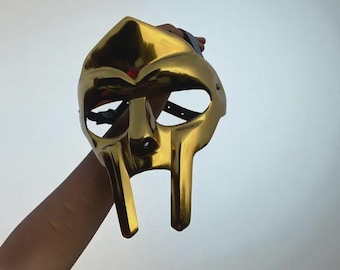 Maschera da guerriero in metallo dorato fatta a mano / Cosplay gotico medievale