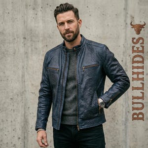 Chaqueta de cuero azul oscuro con relieve de piel de serpiente para hombre / Chaqueta de motorista de cuero genuino hecha a mano, abrigo de lujo con estampado de pitón / Regalo para él