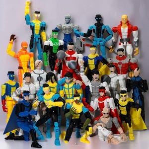 Titan 13 action figure invincible - Etsy 日本