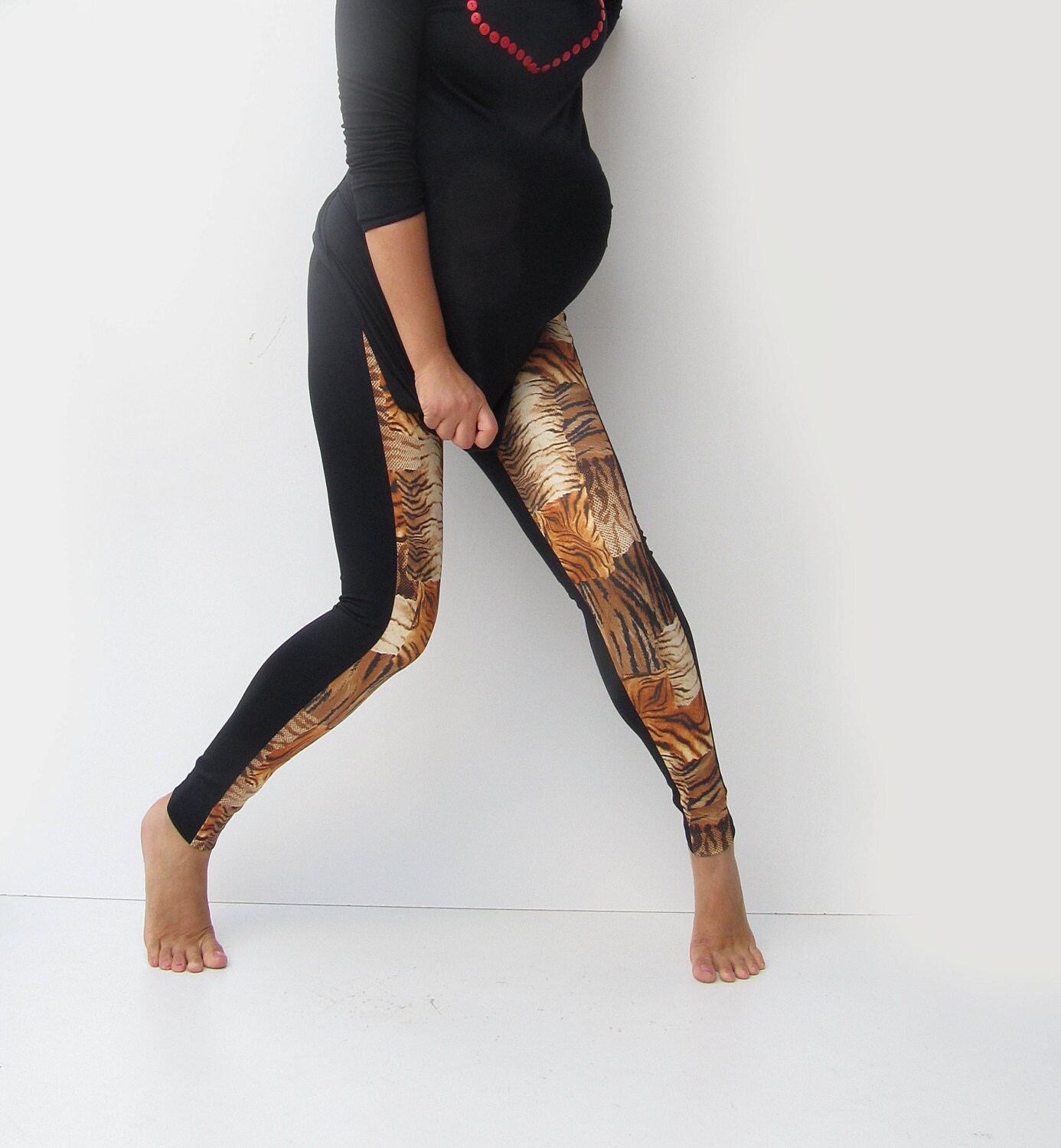 coloured maternity tights