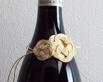 Ornamento japonês de garrafa com nó de ameixa Mizuhiki