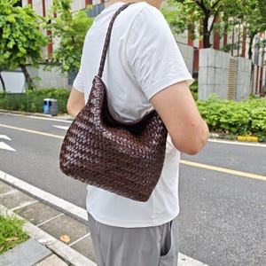 Borsa vintage in pelle intrecciata a mano, borsa a tracolla da donna fatta a mano, borsa a spalla, borsa hobo chic e borsa a secchiello