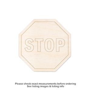 Detalle de señal de stop en madera recortada - Decoración de señales de calle - Madera sin terminar - Varios tamaños - Manualidades de bricolaje - Decoración de aprendizaje - Recortes de madera con temática de ciudad - Señales de tráfico
