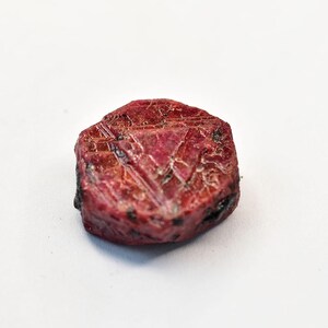 51-175 Ct Uncut Natural Blood Red Ruby Earth Mined Rough Raw Gemstone Flawless Red Gem Ideal For Gifting , Crafting Creation Use