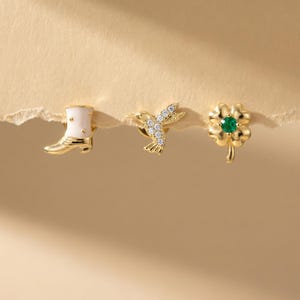 Boucles d'oreilles fleur d'oiseau en argent sterling 925, bijoux animaliers CZ en or, breloque floral minimaliste, bijoux empilables pour cartilage.