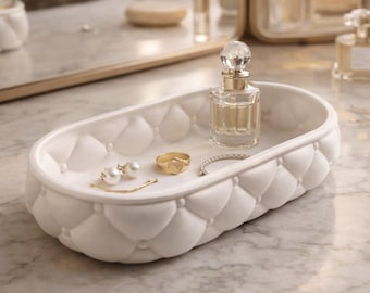 Luxury Quilted Vanity Tray Organizer – Elegant Makeup & Jewelry Holder, Modern Soft Design Decor