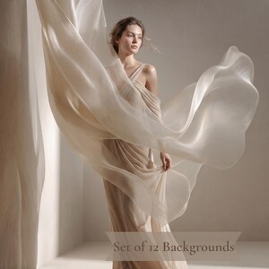 Può includere: Una donna con un abito beige fluente si trova in un ambiente minimalista, con tessuto trasparente che le svolazza intorno. L'immagine presenta il testo "Set of 12 Backgrounds". L'abito e il tessuto creano un senso di movimento ed eleganza, adatti per sfondi fotografici.