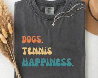 Tennis Liebhaber Geschenk für Hundebesitzer, Comfort Colors® Shirt, Retro Hunde und Tennis Grafik T-Shirt für Spieler