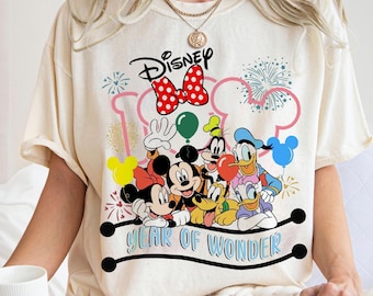 Camiseta "100 Años de Maravillas", Walt Disney World, Camiseta de Mickey y sus amigos, Regalo para viaje familiar a Disneyland, Celebración del centenario