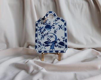 Vintage Porcelain Blue Onion Pattern Trivet