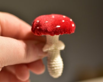 Enchanted mushroom brooch