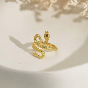 Anello a serpente in oro 18 carati e argento, anello avvolgente a serpente, anello a serpente con smeraldo, anello gotico con animali, fascia vintage, gioiello, regalo spettrale di Halloween, regalo per lei