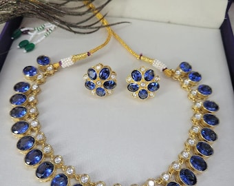 Conjunto de collar chapado en oro / Gargantilla multicolor con piedras preciosas y cordón ajustable / Joyería tradicional india