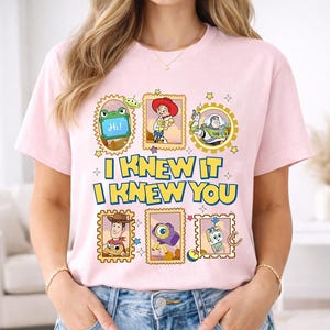 Camiseta retro "Lo sabía, te conocía", camiseta de Woody y Buzz Lightyear, camiseta de la amistad de Toy Story 5, camisetas a juego para la familia de Toy Story de Disneyland. imagen 3
