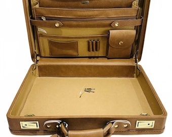 Vintage Heritage Hard Shell Attache' Briefcase Carmel Tan Key Lock Brand New NOS