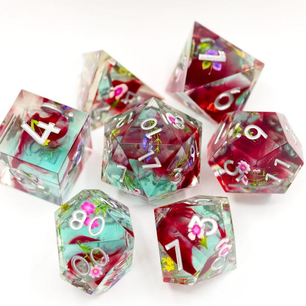 Midnight Bloom Dice Set,Floral Sharp Edge DnD Dice,Dark Fantasy Design,Handcrafted Resin Polyhedral Dice for Dungeons&Dragons RPG